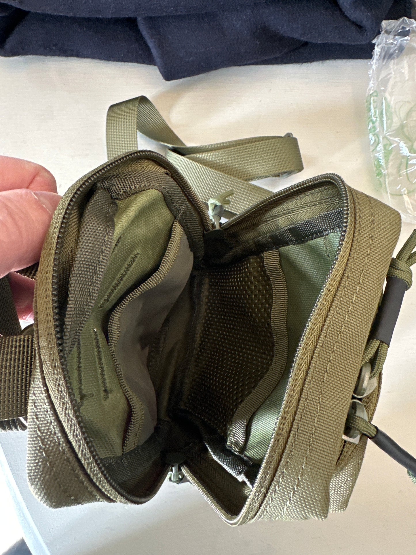 Side pouch with strap
