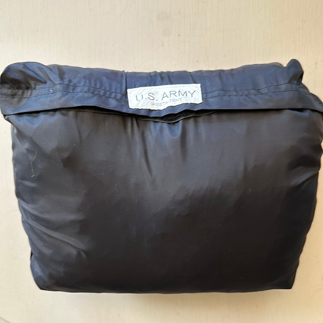 U S Army Skeeta-Tent (Black Bag)