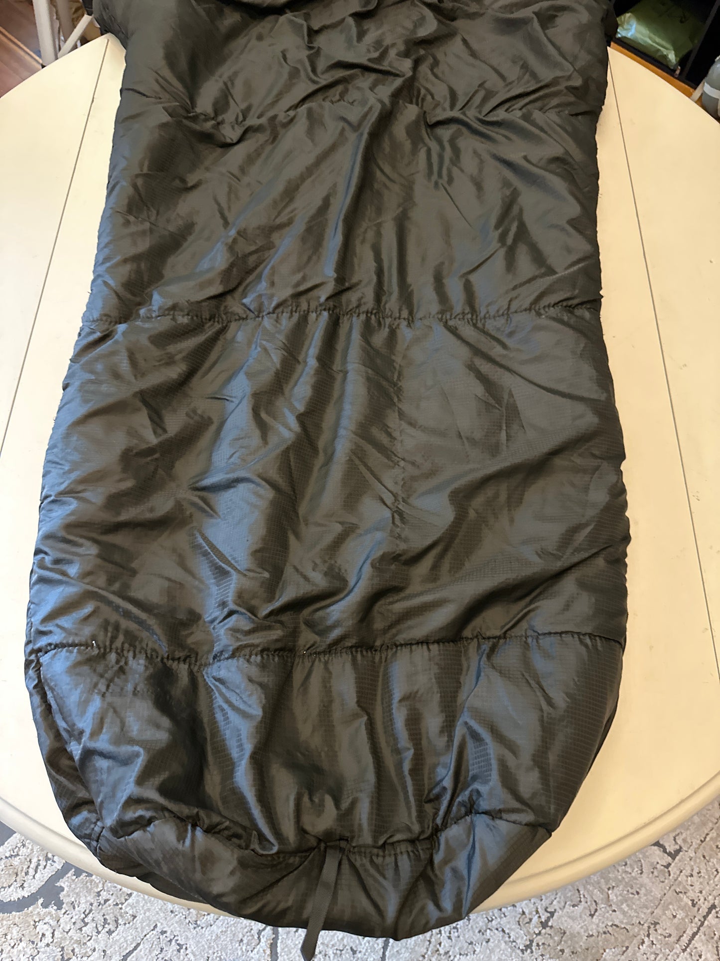 Military Surplus, Type II Cold Weather Center Zip, Sleeping Bag, Outer; 5F to 15F