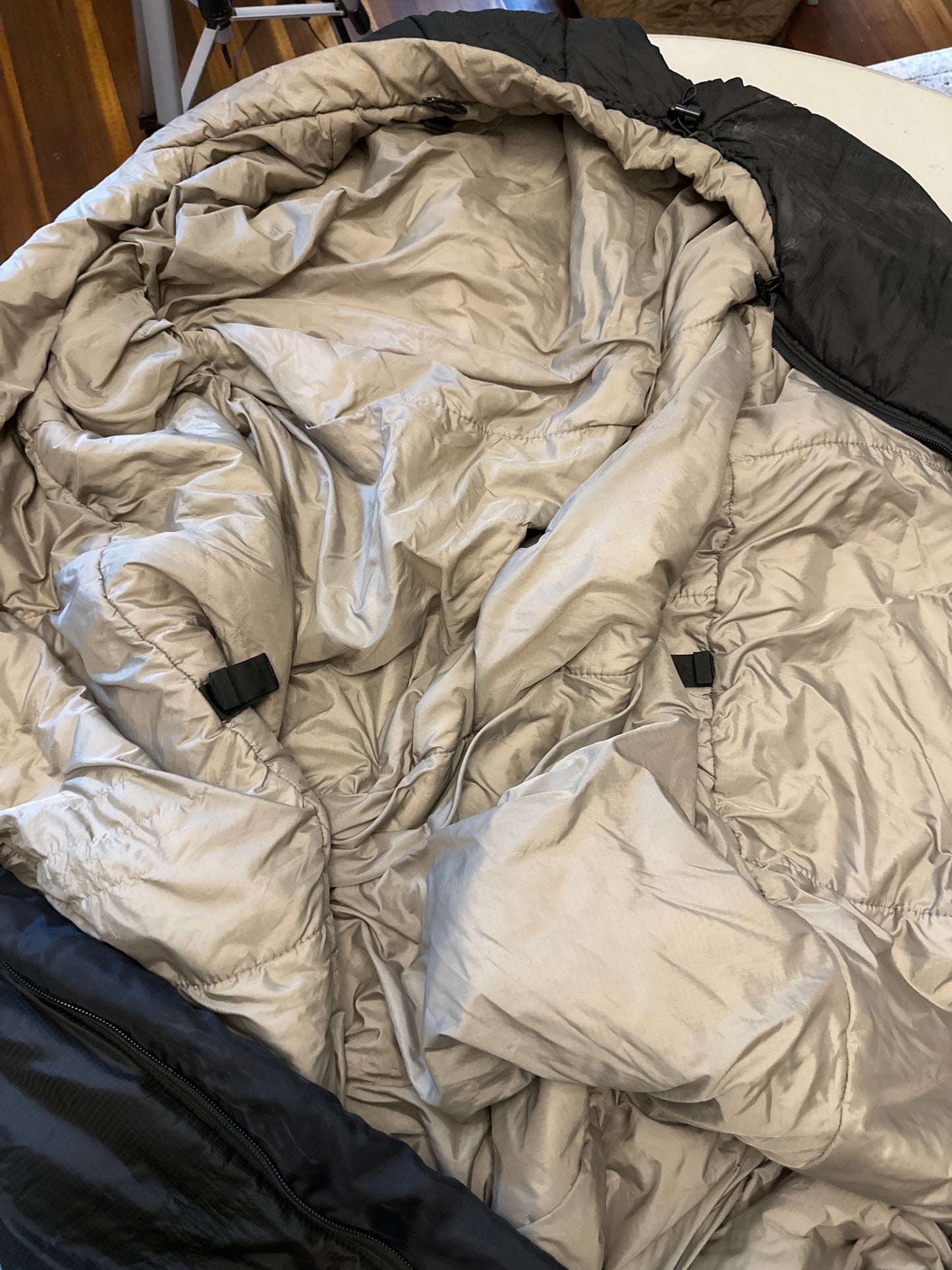 Military Surplus, Type II Cold Weather Center Zip, Sleeping Bag, Outer; 5F to 15F