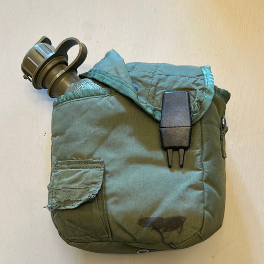 2 QT Canteen and Cover/Pouch, US Military Surplus