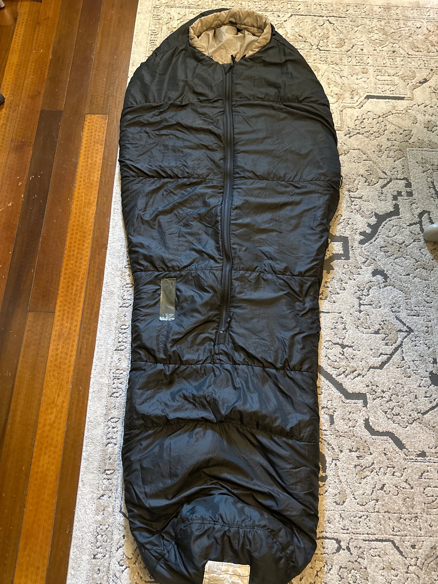 Military Surplus, Type II Cold Weather Center Zip, Sleeping Bag, Outer; 5F to 15F